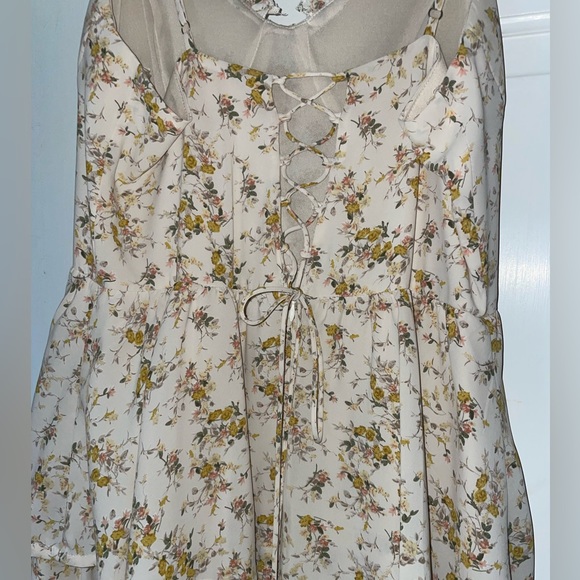 Neutral Floral Maxi Dress - Picture 5 of 5